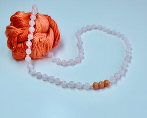 Collier "Rose" avec perles de corail rose